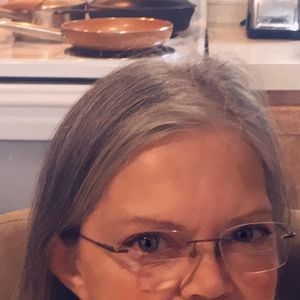 Meet your Posher, Rose